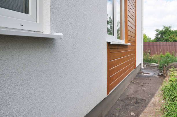 How To Choose The Right Materials for Your Siding Installation in 'Naples Manor, FL